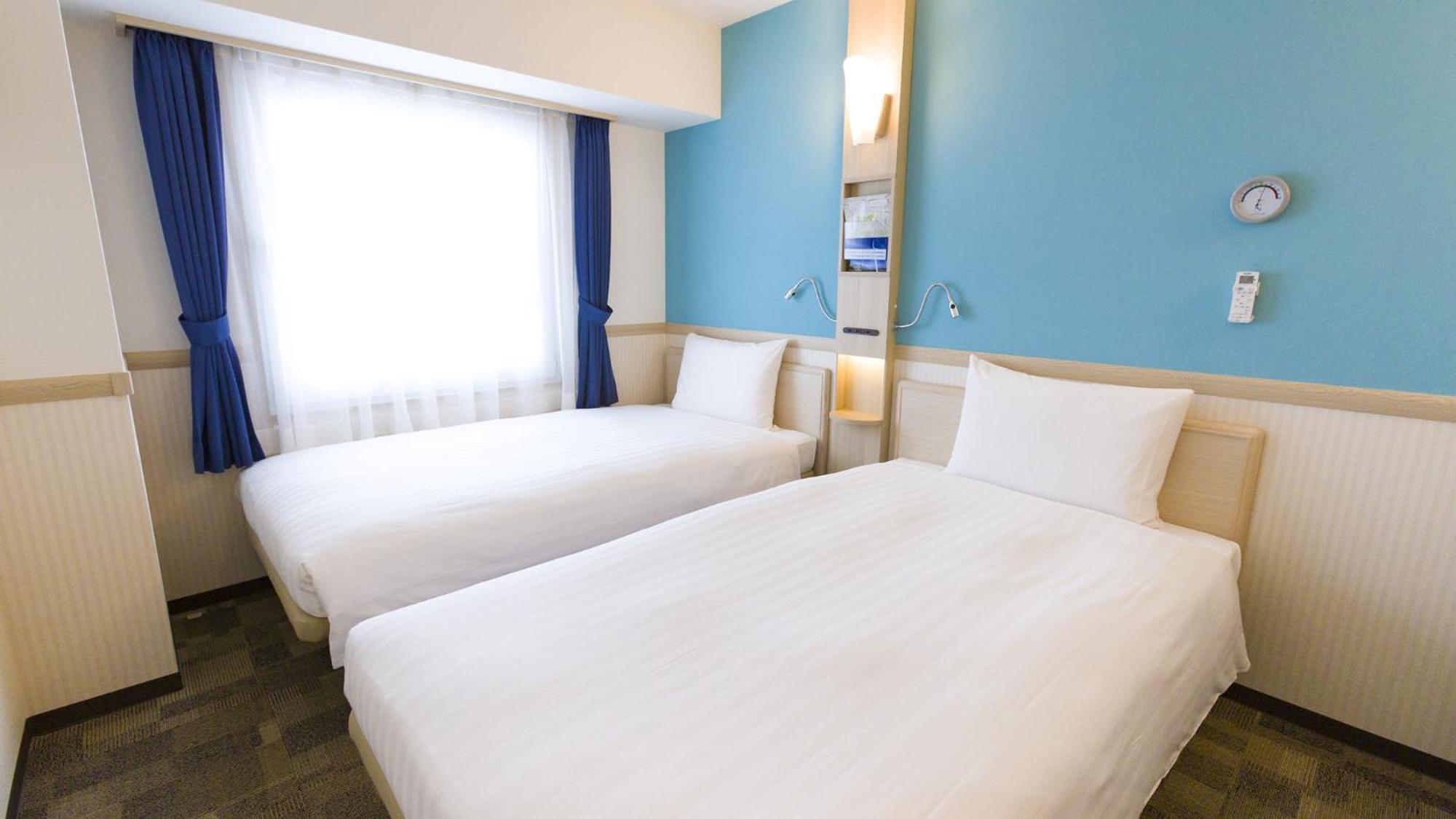 Toyoko Inn Ebina Eki Higashi Guchi Chambre photo